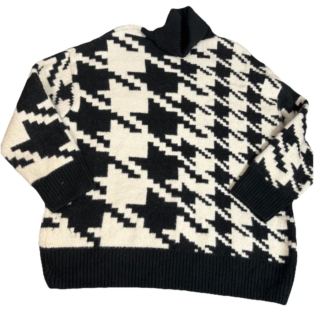 H & M Womens Turtleneck Houndstooth Sweater‎ Black White Large Wool Jacquard